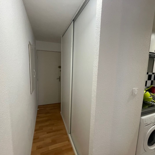  Annonces PESSAC : Apartment | BORDEAUX (33000) | 34 m2 | 720 € 