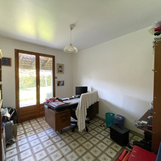  Annonces PESSAC : Maison / Villa | CARBON-BLANC (33560) | 100 m2 | 308 000 € 