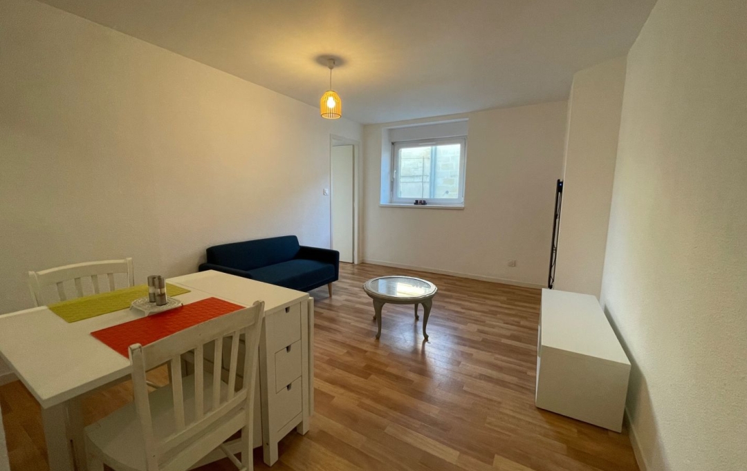 Annonces PESSAC : Apartment | BORDEAUX (33000) | 34 m2 | 720 € 